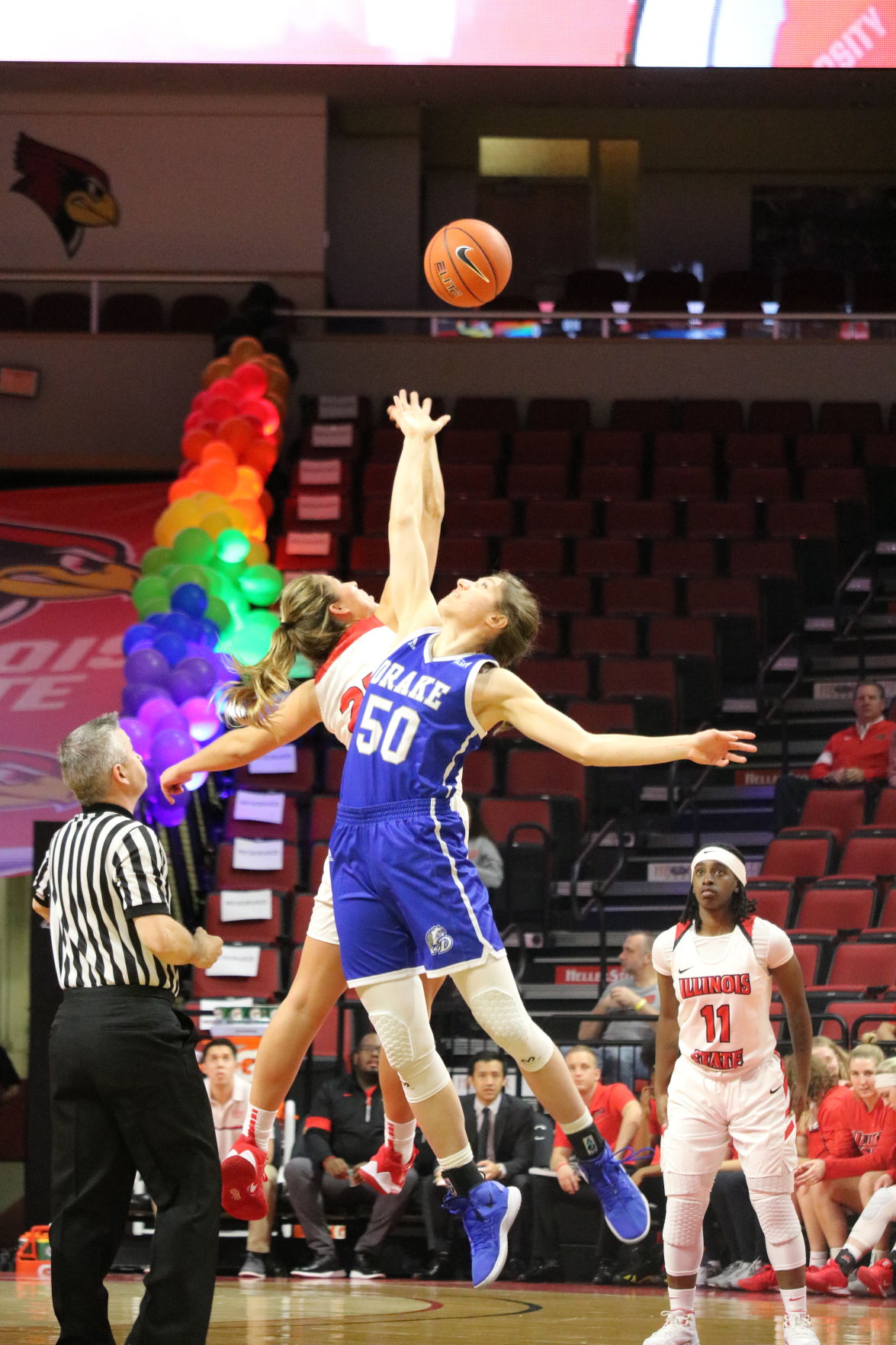 women's basketball vs drake_tipoff